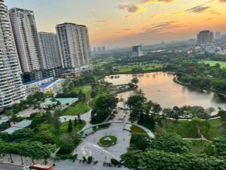 Chính chủ cần tiền bán gấp căn góc 3pn tầng trung, view hồ tại tòa n03t1 ngoại giao đoàn