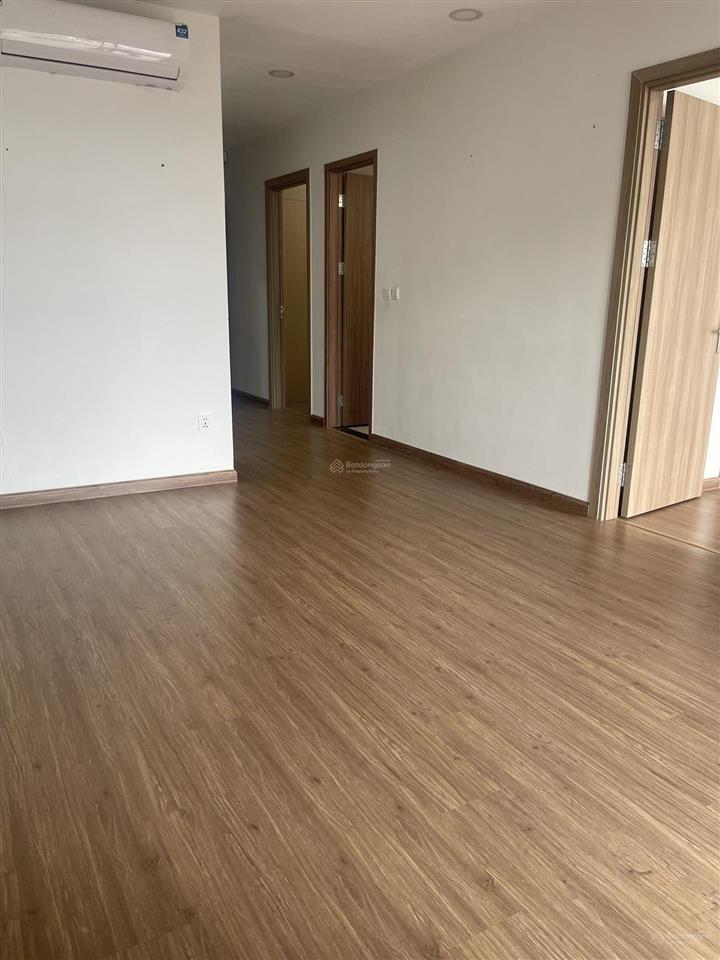 Chính chủ bán lỗ căn 3pn dt 85m² tầng trung toà l1 le grand jardin sài đồng, có slot ô tô, full đồ