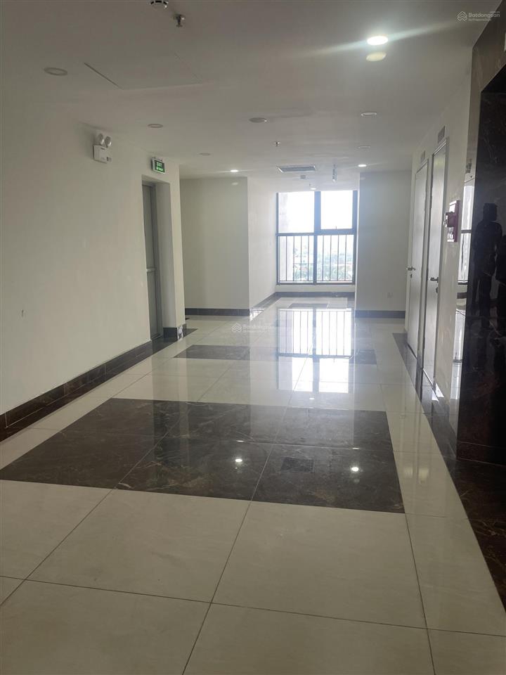 Chính chủ bán lỗ căn 3pn dt 85m² tầng trung toà l1 le grand jardin sài đồng, có slot ô tô, full đồ