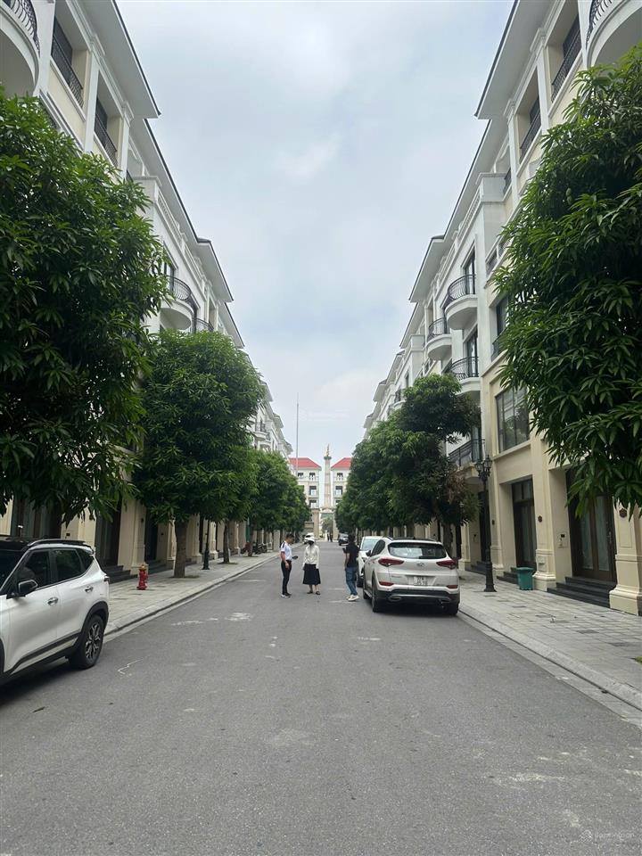 Bán biệt thự xẻ khe sao biển 4 tầng tại vinhomes ocean park 2, 9,45 tỷ, 84m2, view đẹp