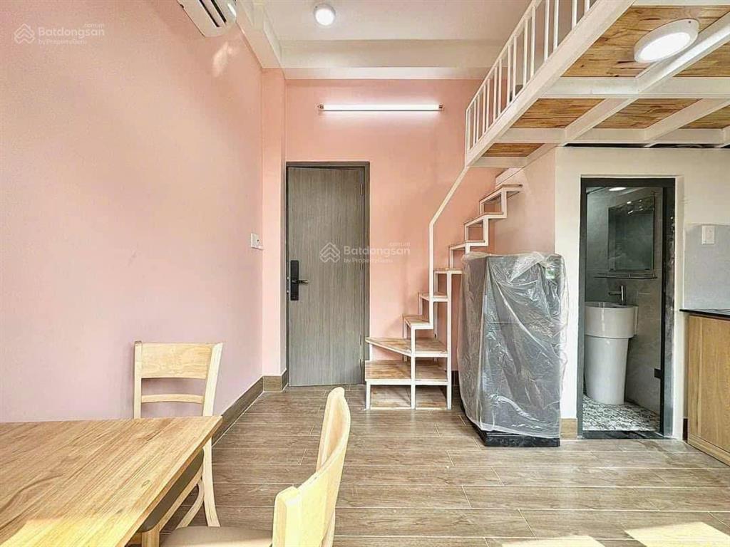 Căn hộ có gác, full nội thất, ban công, máy giặt riêng, thang máy bùi đình túy, bình thạnh