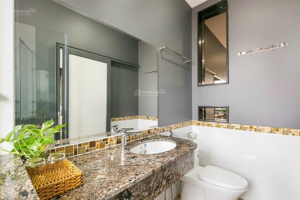 Căn hộ studio cao cấp, dọn phòng hàng tuần, thang máy nguyễn văn thương gần pearl plaza, landmark