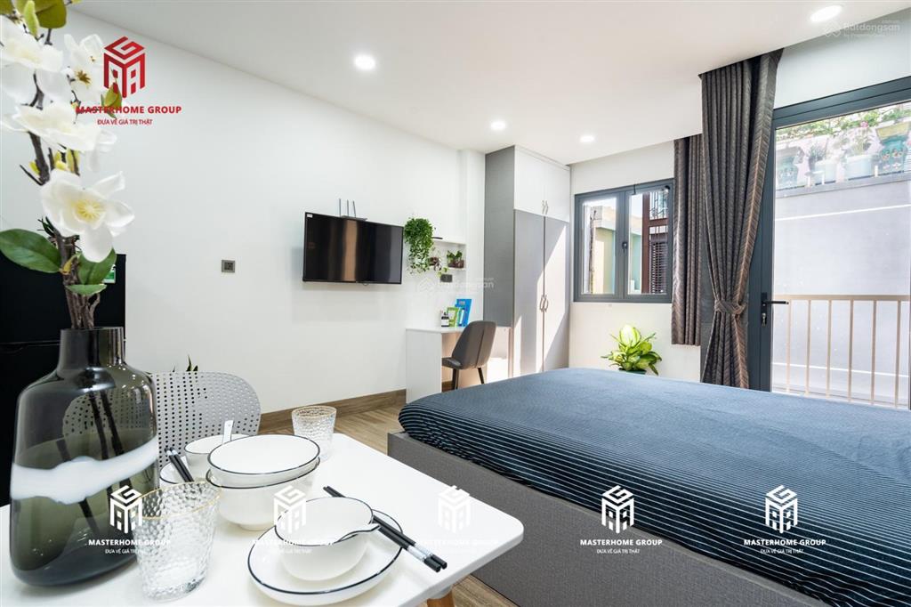 Căn hộ ban công full nội thất gần nguyễn gia trí, pearl plaza, landmark, hutech, ftu, uef, uth