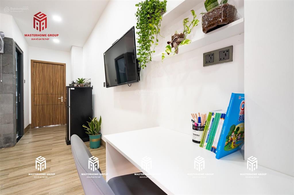 Căn hộ ban công full nội thất gần nguyễn gia trí, pearl plaza, landmark, hutech, ftu, uef, uth