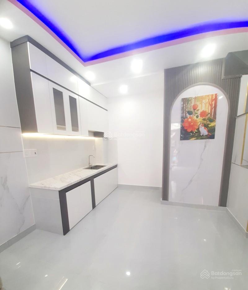 Bán nhà mặt tiền xe hơi  dt 31m² chỉ 5.25 tỷ  đường thông lý thường kiệt, nguyễn văn nghi