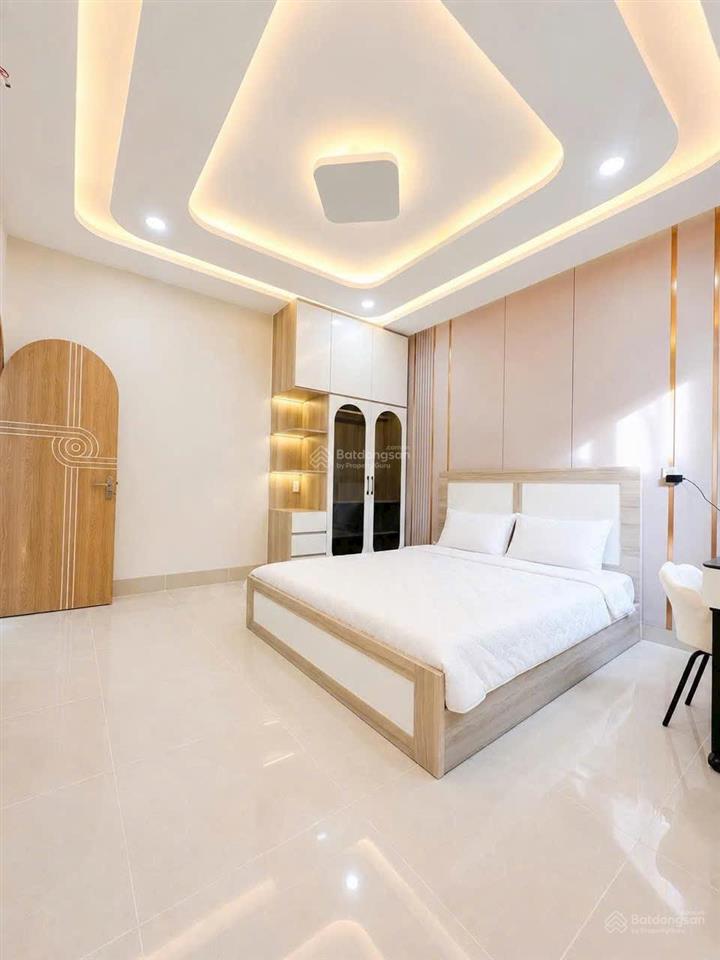 Diện tích khủng 81m2  hẻm 6 mét tại p6 gò vấp  4pn 4wc sân thượng  chỉ 6.789 tỷ thương lượng