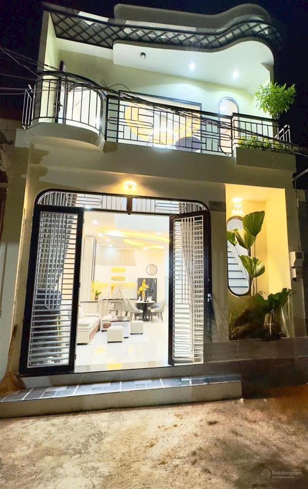 Diện tích khủng 81m2  hẻm 6 mét tại p6 gò vấp  4pn 4wc sân thượng  chỉ 6.789 tỷ thương lượng