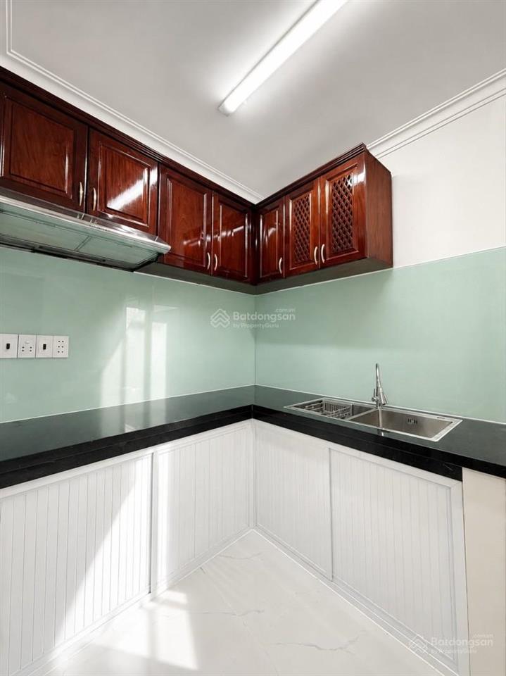 Giảm 200 triệu  hẻm 4 mét  dt 28m2 4pn 3wc sân thượng  phan văn trị, p. 11, bình thạnh