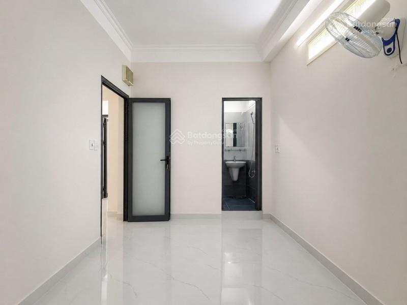 Giảm 200 triệu  hẻm 4 mét  dt 28m2 4pn 3wc sân thượng  phan văn trị, p. 11, bình thạnh