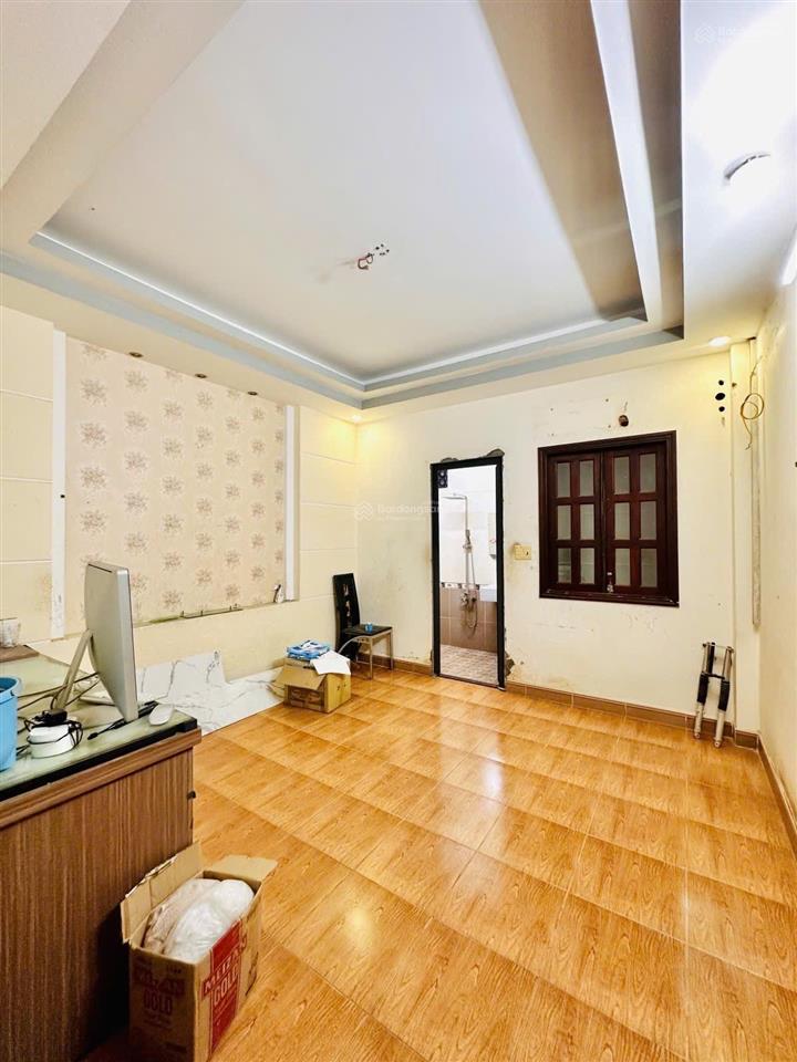 Xe hơi ngủ trong nhà  dt 57m2 không lộ giới  300 mét ra quang trung giá 7.88 tỷ thương lượng