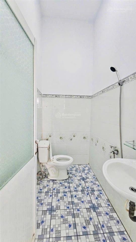 Bán nhà đẹp đường nguyễn duy  q8  shr