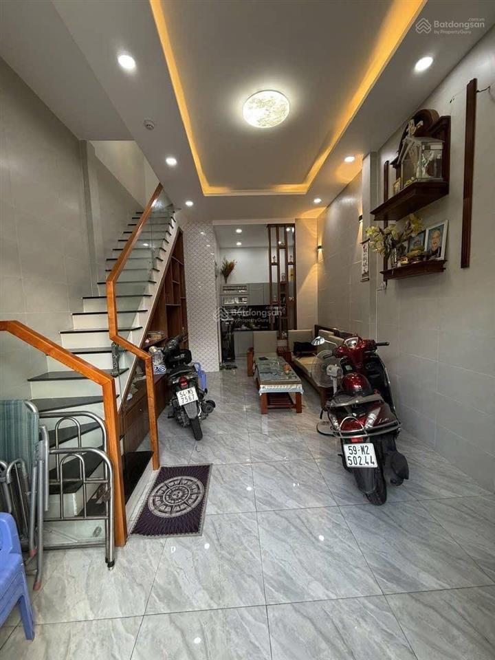 Bán nhà đẹp q. 8  đường nguyễn duy  shr