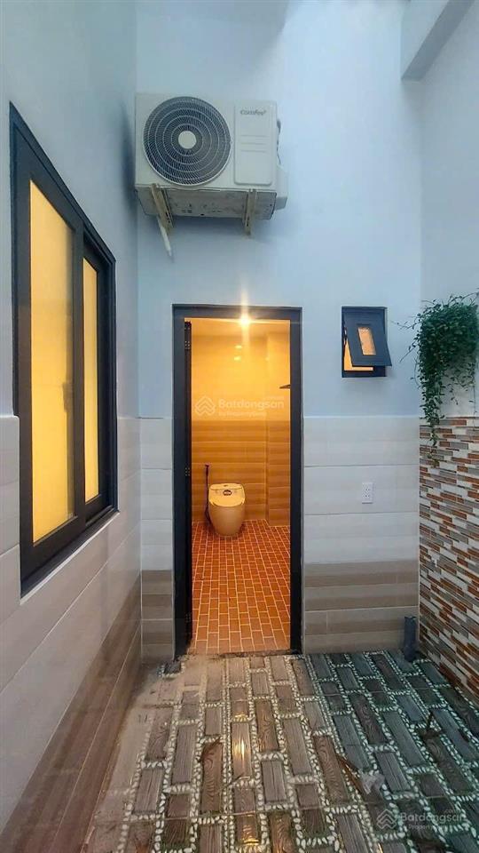 Bán gấp xoay vốn trả nợ ngân hàng căn nhà mặt tiền hưng nhơn ra vòng xoay an lạc 300m