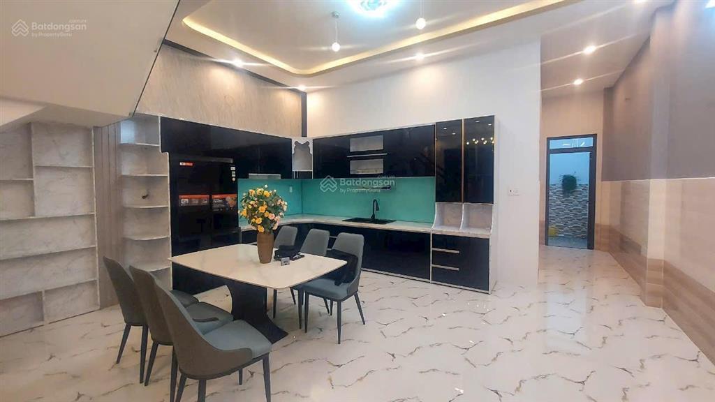 Bán gấp xoay vốn trả nợ ngân hàng căn nhà mặt tiền hưng nhơn ra vòng xoay an lạc 300m