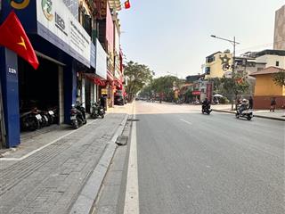 Bán nhà mặt phố nguyễn thái học 150m , vị trí kim cương ,kinh doanh đỉnh , giá 83tỷ
