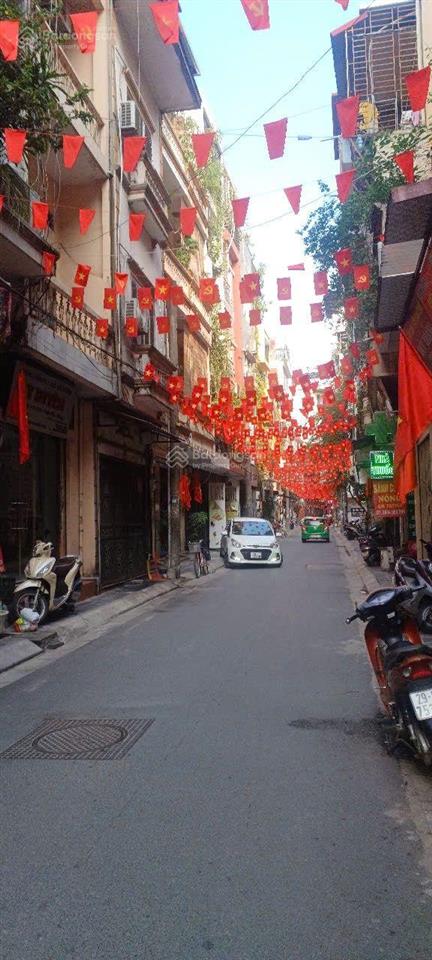 Bán nhà phố chùa bộc 55m , tuyến phố sầm uất khu vực đống đa , kinh doanh , văn phòng , giá 18tỷ9