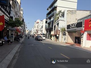 Phú nhuận  mặt tiền huỳnh văn bánh  62,5m2  nở hậu 6.2m  4 tầng  cách sân bay chỉ 5'  20.9 tỷ