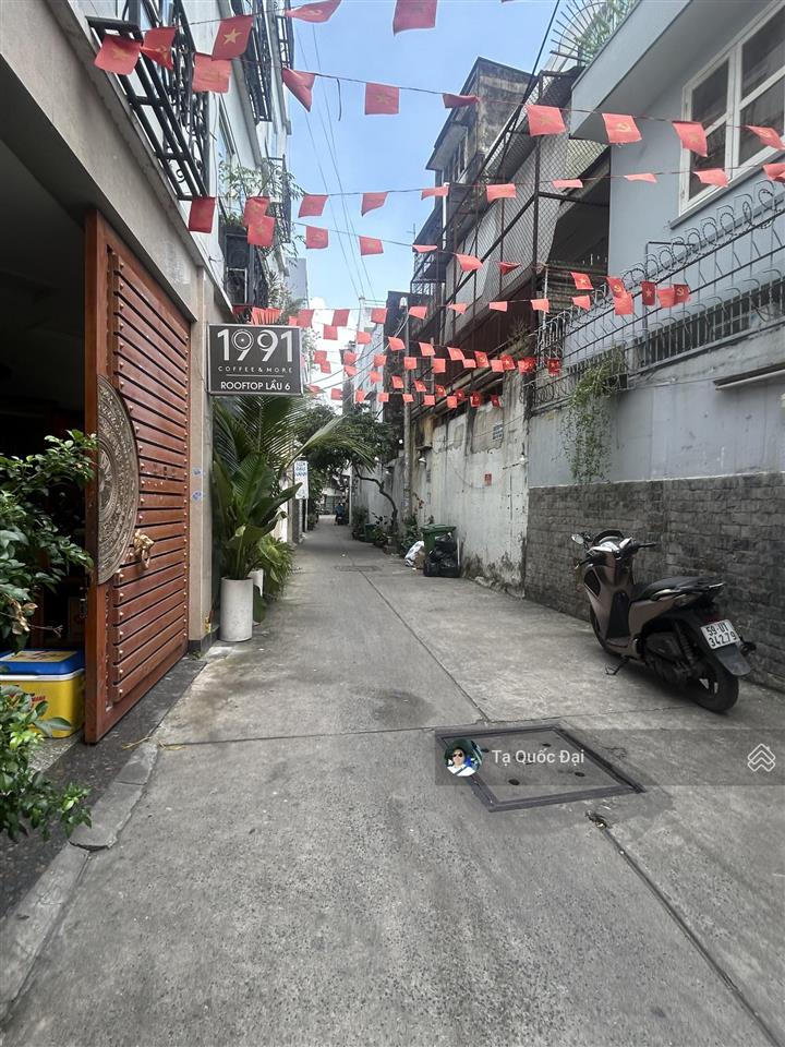 Quận 1  võ thị sáu  112.8m2  28.5 tỷ  ngang 6.4m  3 tầng  gần cv lê văn tám