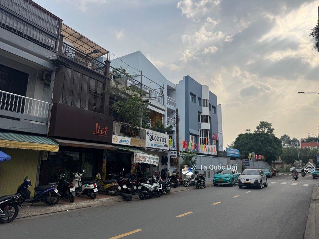 Phú nhuận  mặt tiền đặng văn ngữ  lô góc 2 mặt tiền  97,6m2  dtsd 100m2  quá hot 19 tỷ!