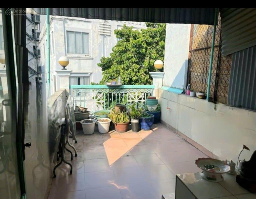 Quận 3  mt nguyễn hiền  36.3m2  15 tỷ  4 tầng  căn góc  nở hậu