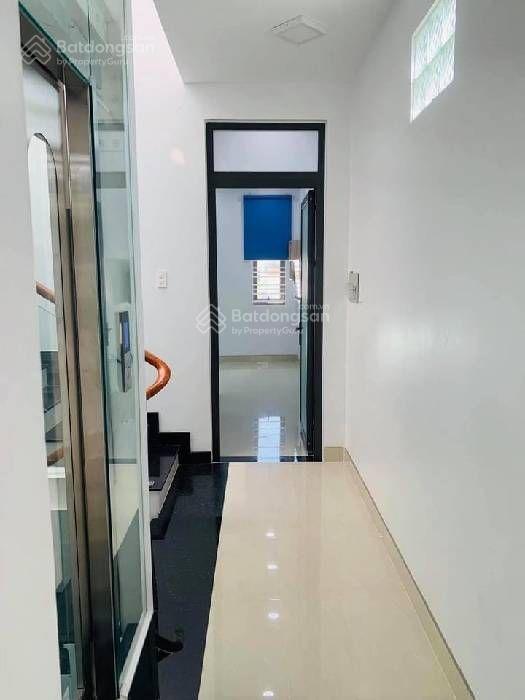 Chdv 14 phòng  dòng tiền 75tr/th bạch đằng gần chợ bà chiểu giáp quận 1