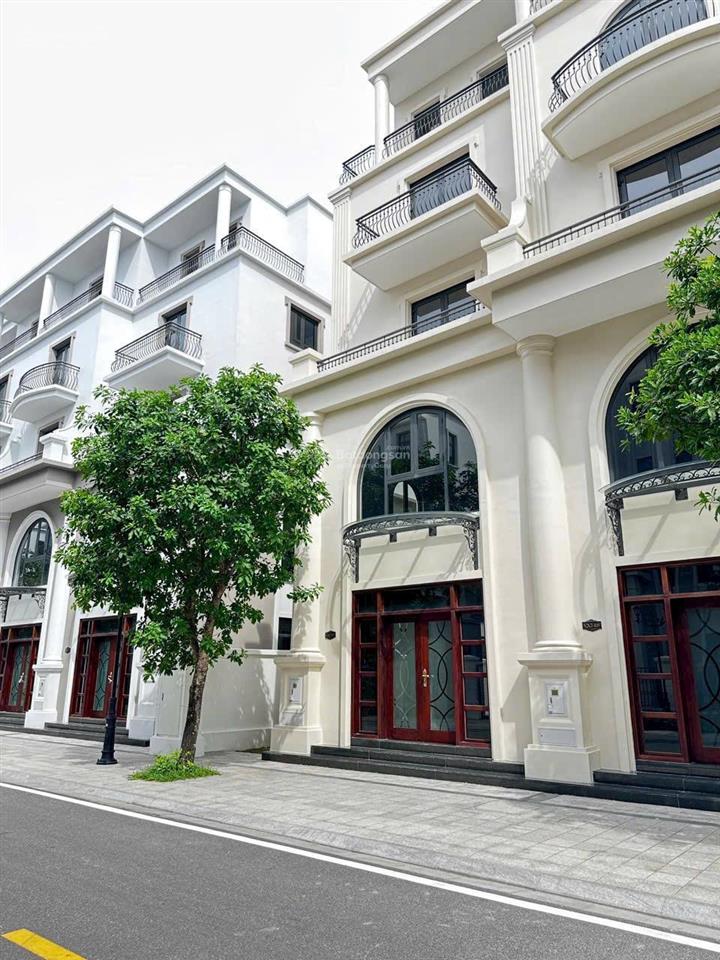 Xẻ khe vịnh xanh 126m2, áp voucher 30% còn 10,4 tỷ