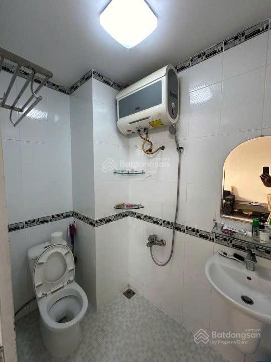 Bán gấp cc tân phước plaza, 70m2, 2pn, 2wc, tại lý nam đế, q11