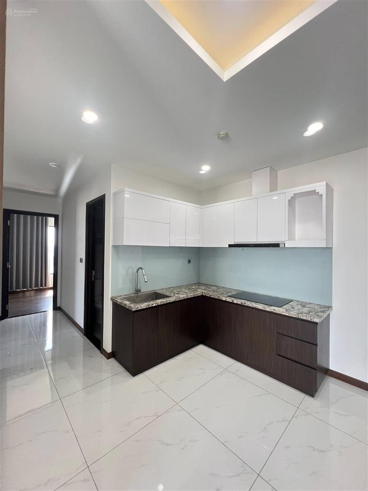 Bán căn hộ 2pn 2wc tại tản đà court 84m2, 2 tỷ 410 triệu.