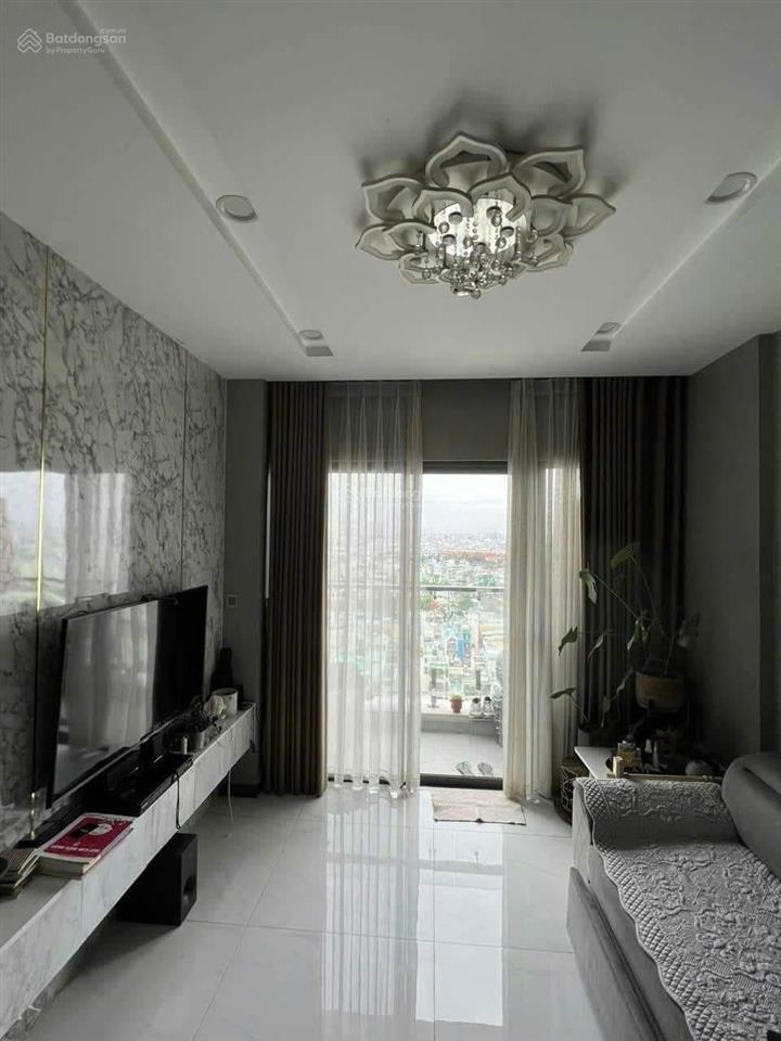 Bán cc res 11, lạc long quân, 73m2, 2pn, 2wc