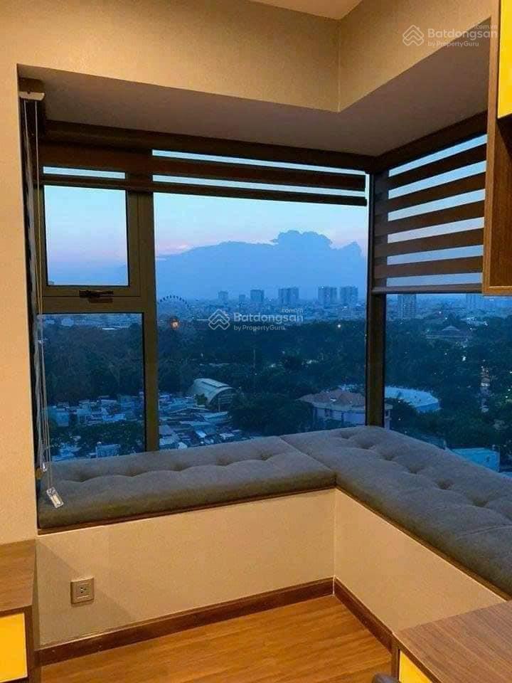 Bán cc res 11, lạc long quân, 73m2, 2pn, 2wc