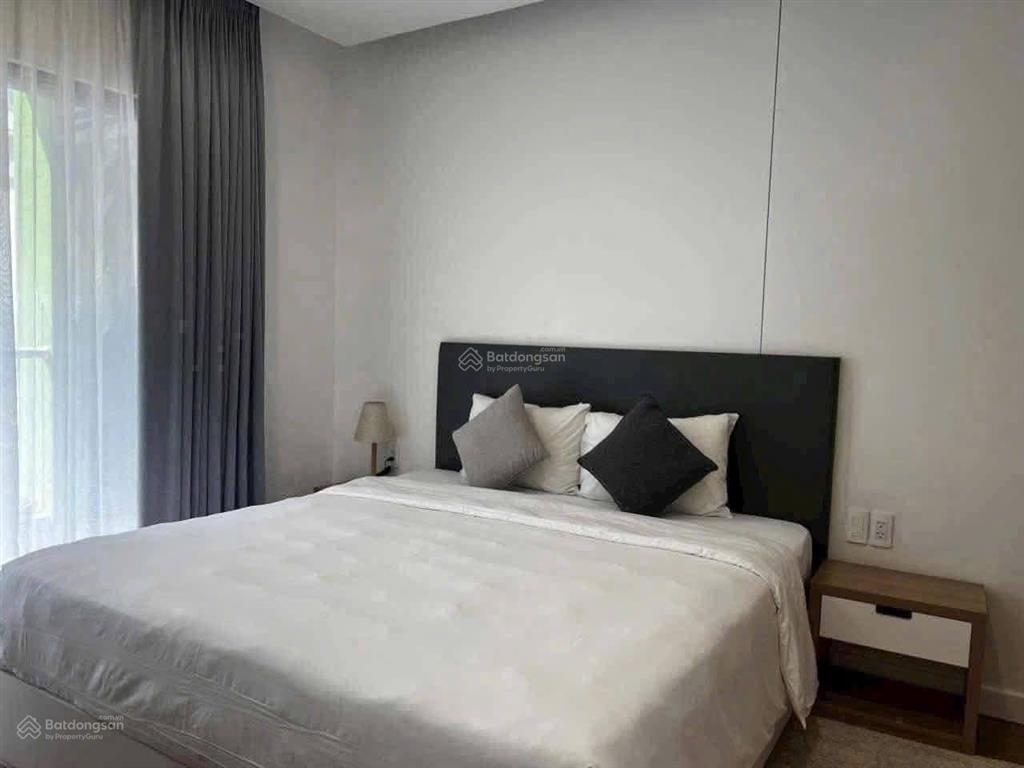 Căn hộ terra royal, quận 3, 2pn, 72m2, giá 3 tỷ 710 triệu.