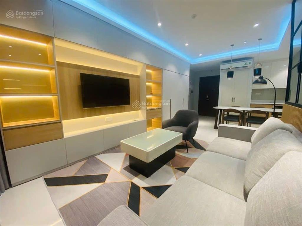 Bán ch 80m2, 2pn, 2wc, giá 3 tỷ 5, tại saigon royal residence, giá tốt