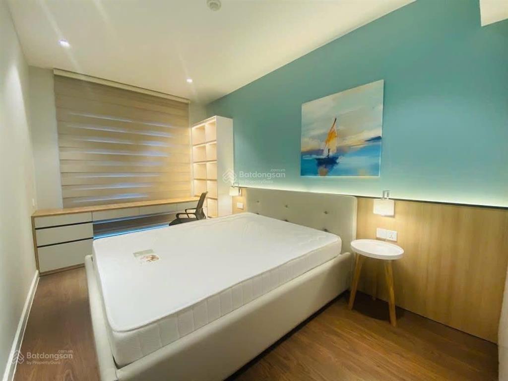 Bán ch 80m2, 2pn, 2wc, giá 3 tỷ 5, tại saigon royal residence, giá tốt