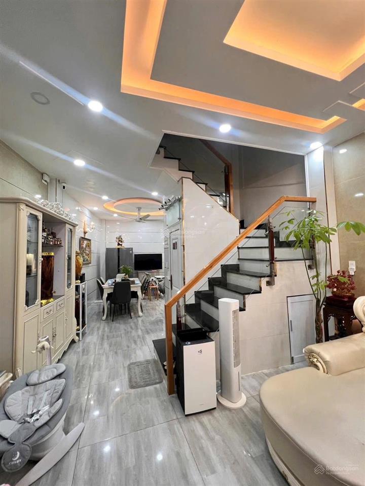 Biệt thự 4 tầng, lạc long quân q. 11