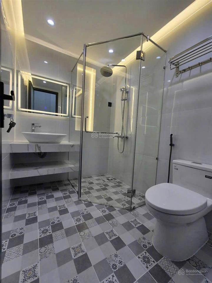 Villa 5 tầng, lạc long quân q. 11  7pn 5wc  nhỉnh 9 tỷ