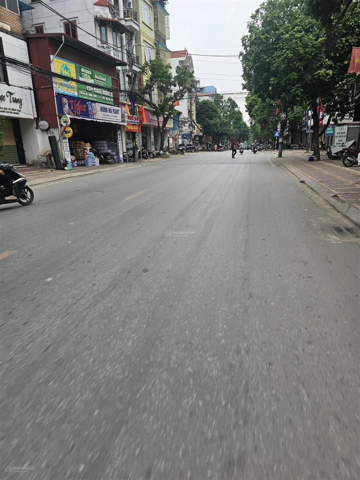 Đất lành an cư cho mọi gia đình  82m miếu thờ sát vách trường học & bệnh viện]