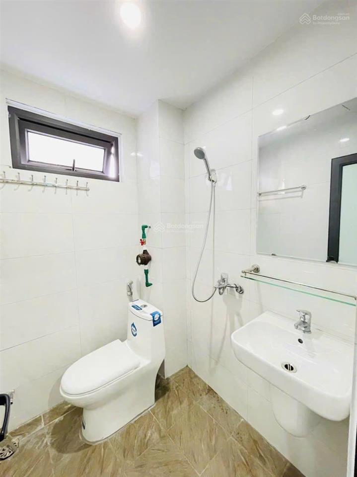 Bán ccmini đình thôn  mỹ đình ,120m, 7 tầng, 24 p, doanh thu 1.2 tỷ/năm , ngõ thông , 3 nhà ra oto