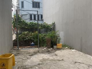 Bán đất mai dịch phạm văn đồng , ô tô đỗ 20m , dt 50m , hợp ní xây chdv , bán kính 500m đầy đủ tiện