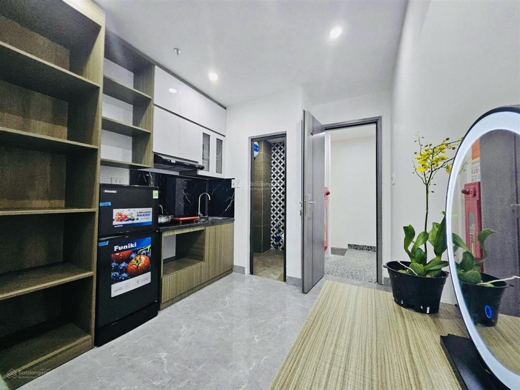 Tòa nhà chung cư mini lô góc mễ trì , 60m, 6 tầng 15 phòng khai thác 80tr/tháng