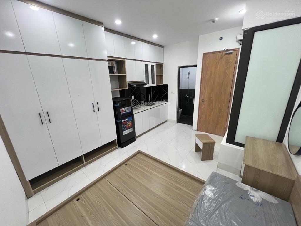 Bán căn hộ cc mini, mỹ đình, 90m, 8 tầng, 26 phòng, dt 160tr/tháng, ra ô tô 20m