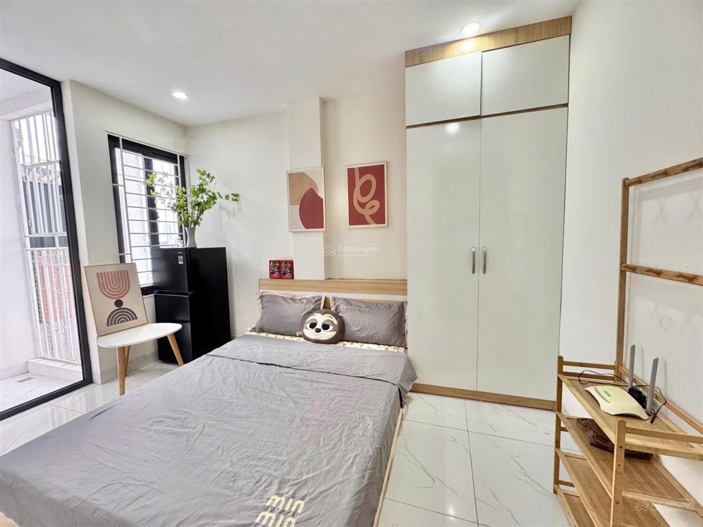Bán tòa ccmini cổ nhuế, 80m², 6 tầng, 20 phòng, dt 95 tr/th, ô tô đỗ cửa