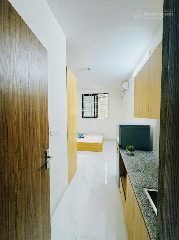 Bán cc mini phạm văn đồng 80m2, 6 tầng, 20 phòng, dt 95 tr/th, ô tô đỗ cửa