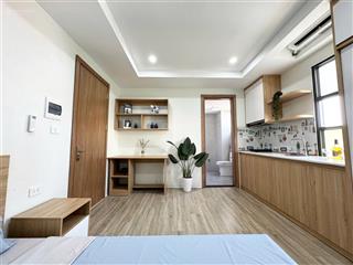 Bán căn hộ ccmini cầu giấy, 75m, 6 tầng, 20 phòng, dt 110tr/th, 50m ra ô tô tránh