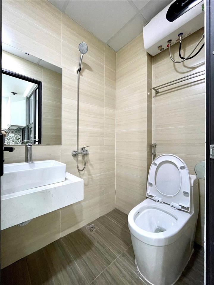Bán cc mini mỹ đình, đình thôn, 100m2, 6 tầng, 25 phòng, dt 140tr/th, ra ô tô đỗ chỉ 50m