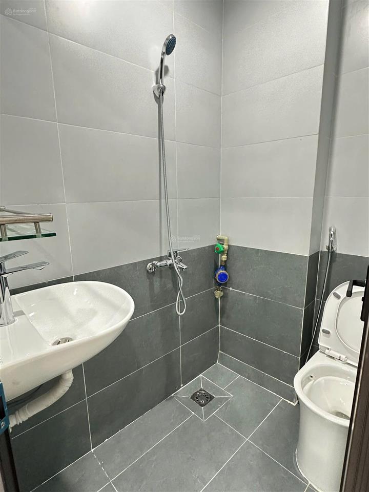 Bán tòa cc mini xuân đỉnh, 100m², 7 tầng, 30 phòng, dt 140tr/th, ra ô tô đỗ 50m