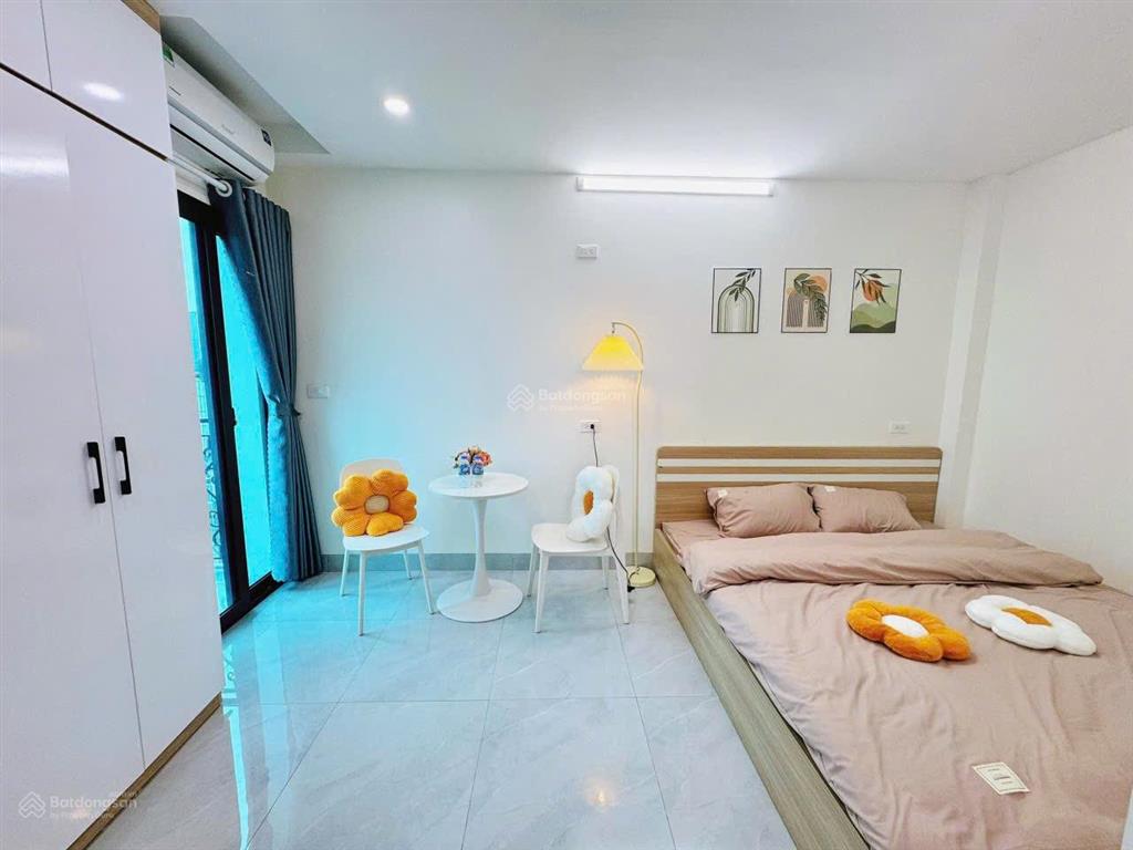 Bán căn hộ ccmn mễ trì đỗ đức dục, 120m², 7 tầng, 25 phòng, dt 130tr/tháng, ô tô đỗ 10m