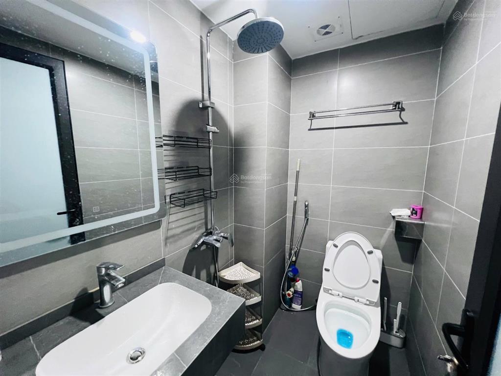 Bán tòa ccmini mỹ đình, 105m², 7 tầng, 30 phòng, dt 140tr/th, ra ô tô đỗ 20m