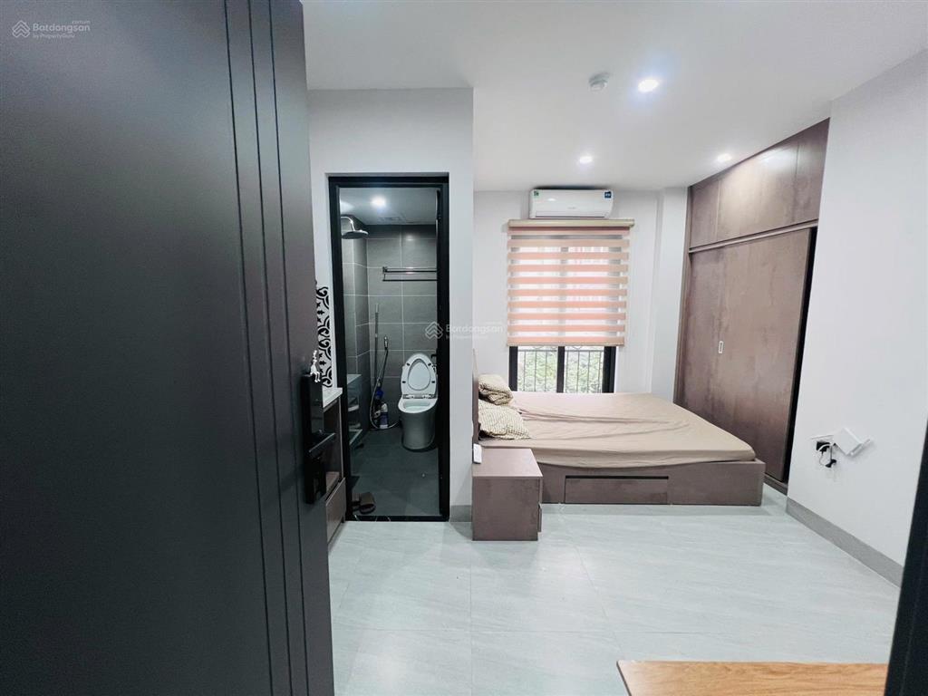 Bán tòa ccmini mỹ đình, 105m², 7 tầng, 30 phòng, dt 140tr/th, ra ô tô đỗ 20m