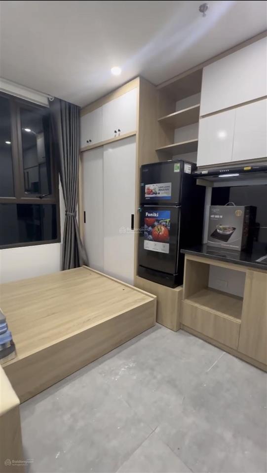 Tòa ccmini đình thôn, 100m², 7 tầng, 26 phòng, dt 140tr/th, ra ô tô đỗ 50m