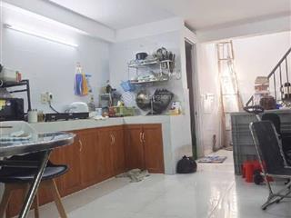 Nhà 2 tầng mặt tiền kinh doanh